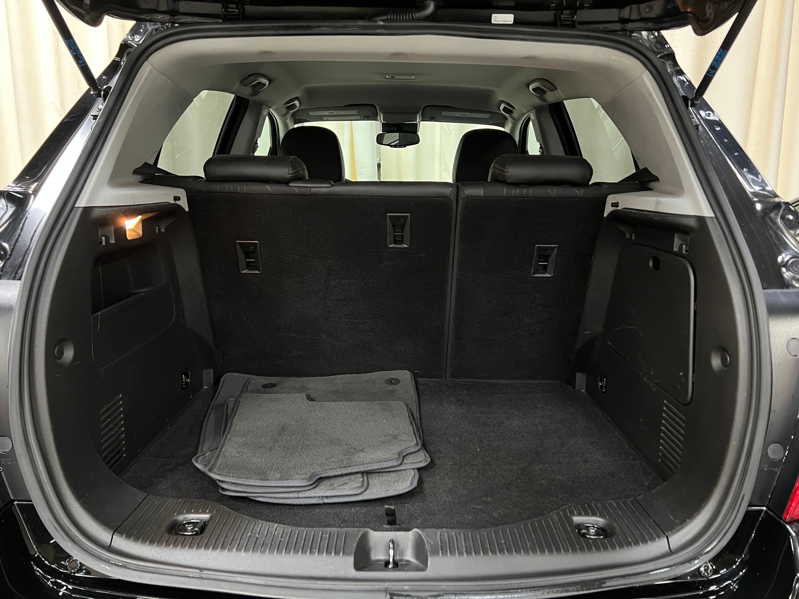 Thumbnail: 2022 Chevrolet Trax - 7