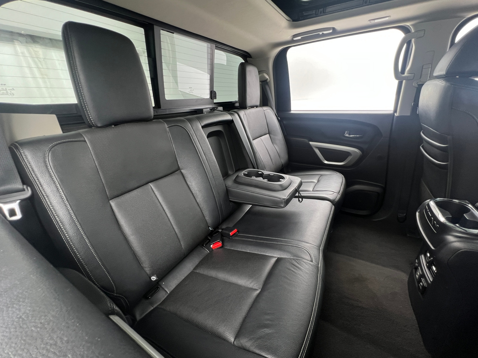 Thumbnail: 2020 Nissan Titan - 5