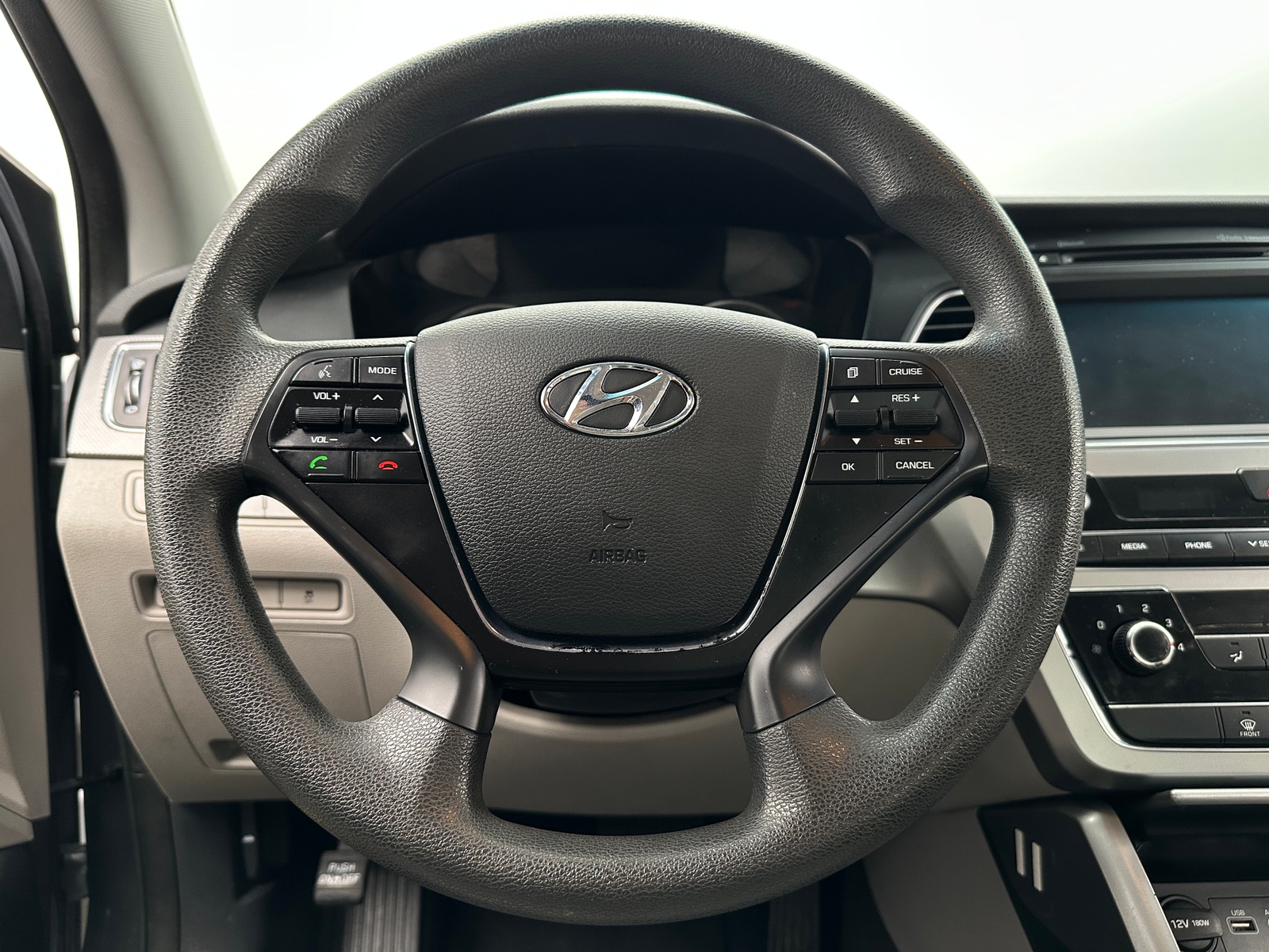 Thumbnail: 2016 Hyundai Sonata - 5