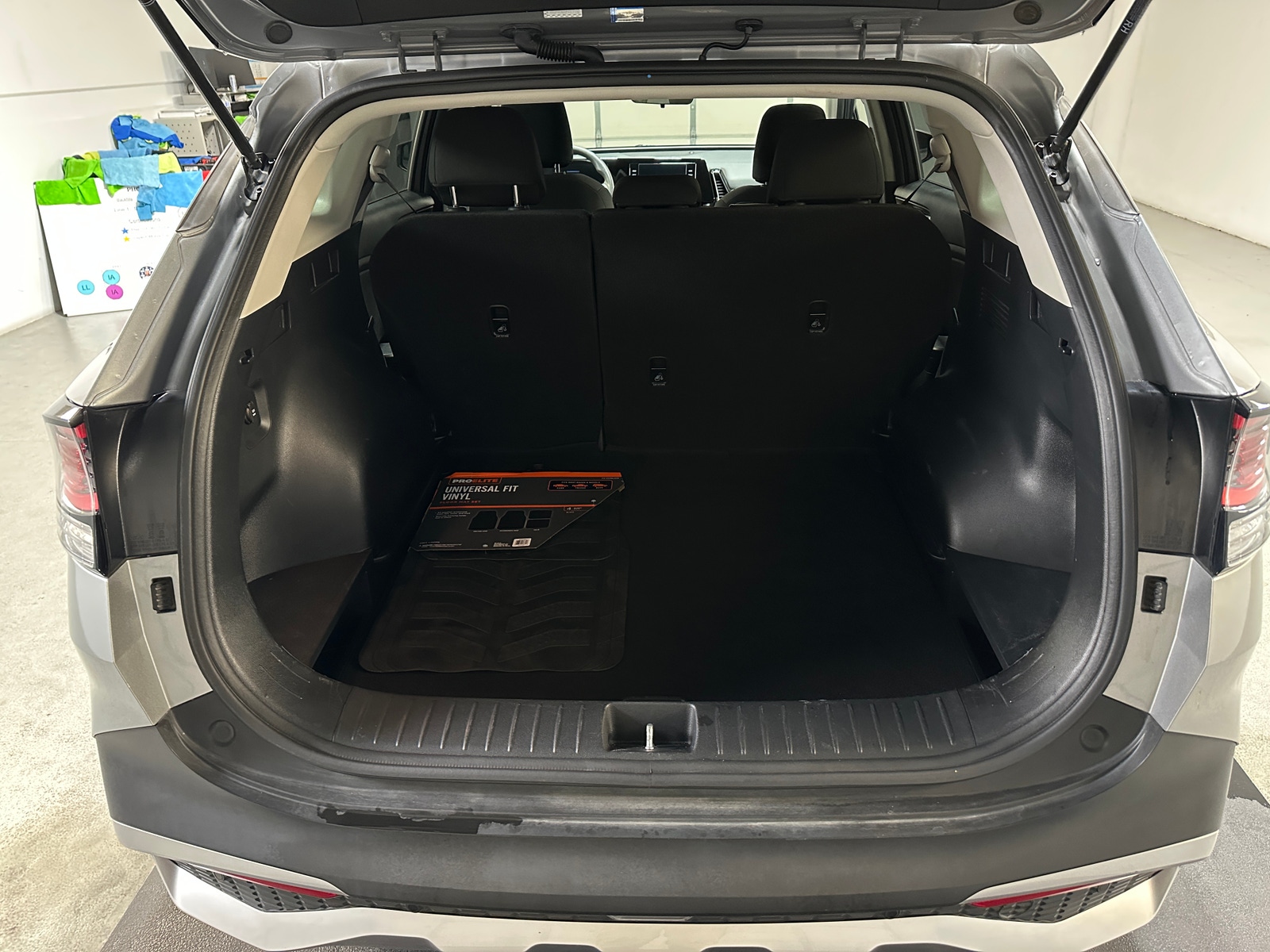 Thumbnail: 2023 Kia Sportage - 7