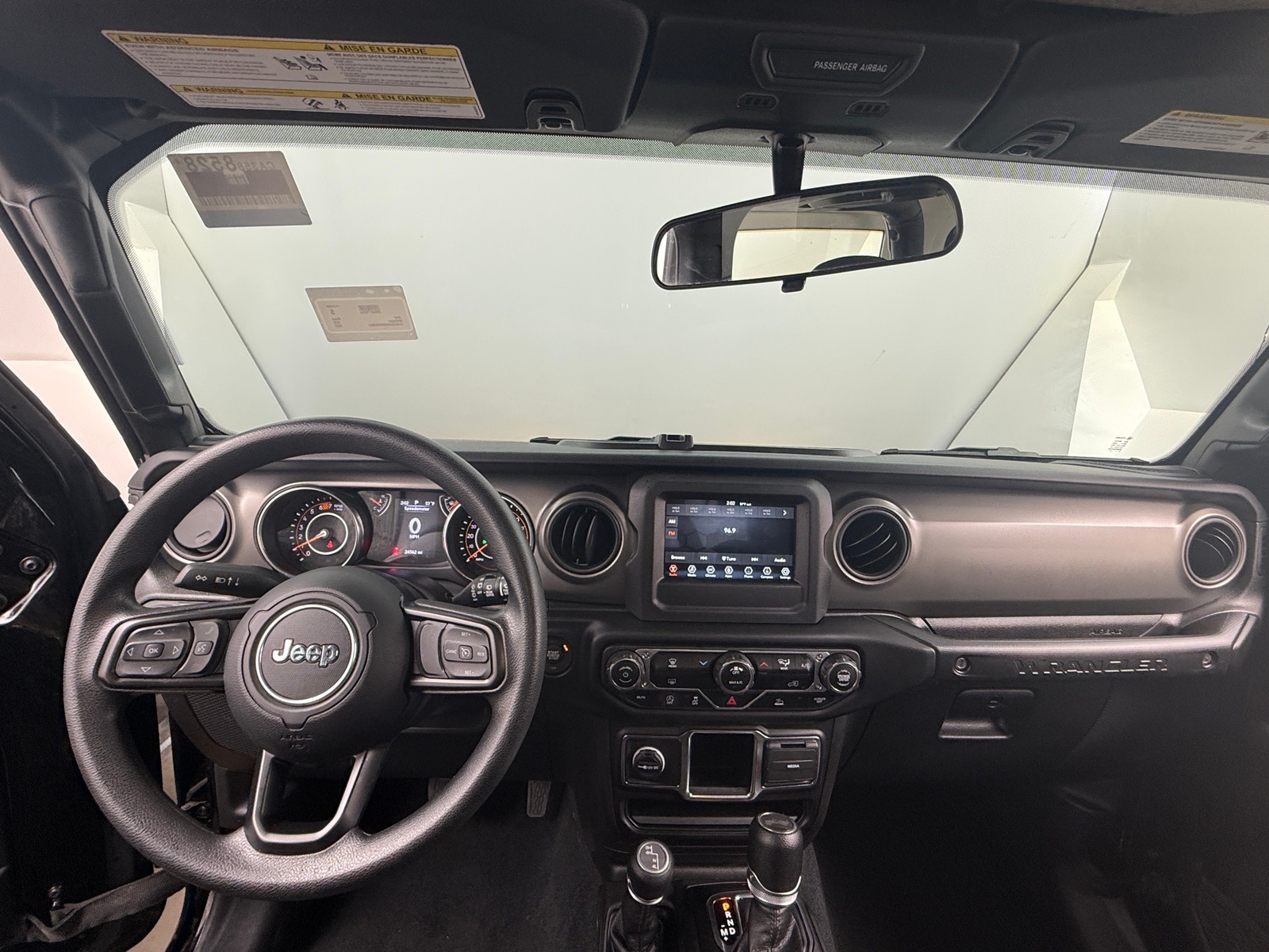 Thumbnail: 2022 Jeep Wrangler - 3