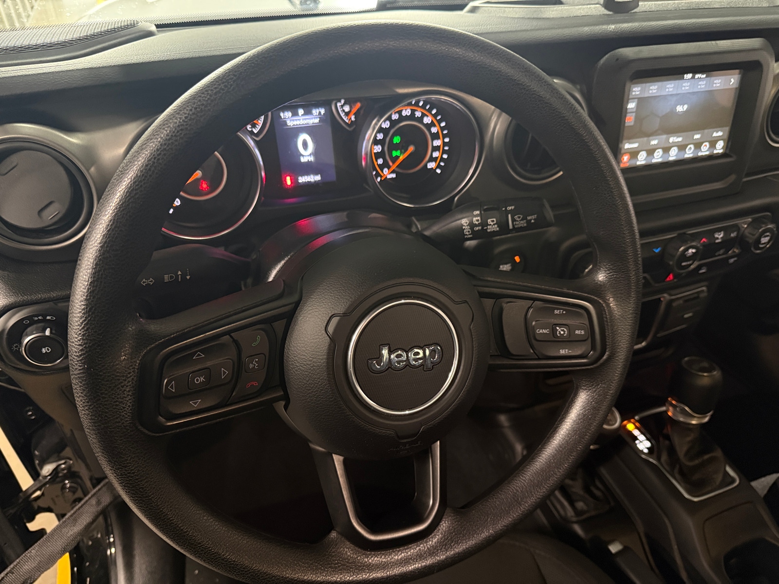 Thumbnail: 2022 Jeep Wrangler - 5