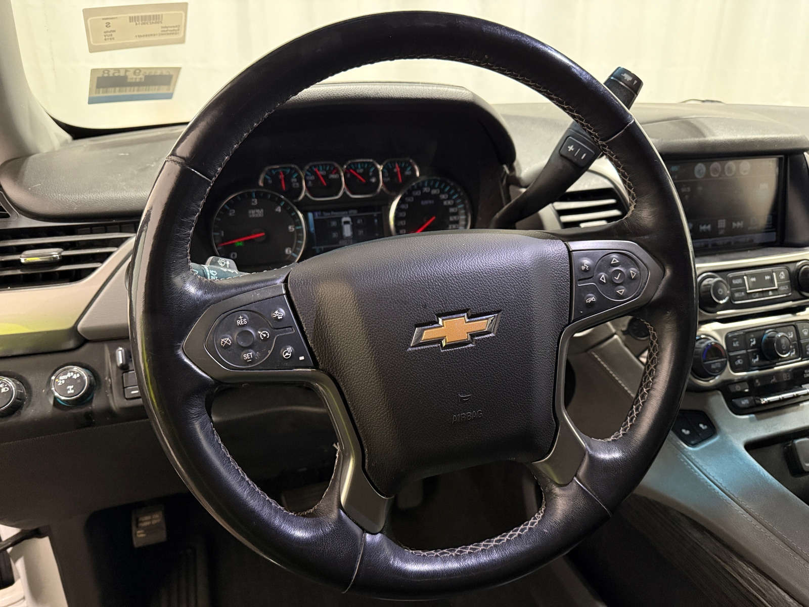 Thumbnail: 2019 Chevrolet Suburban - 4