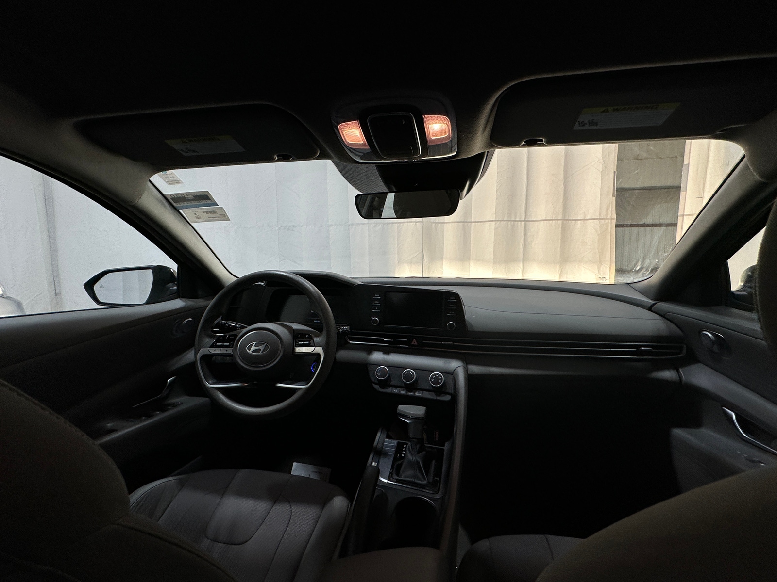 Thumbnail: 2024 Hyundai Elantra - 3