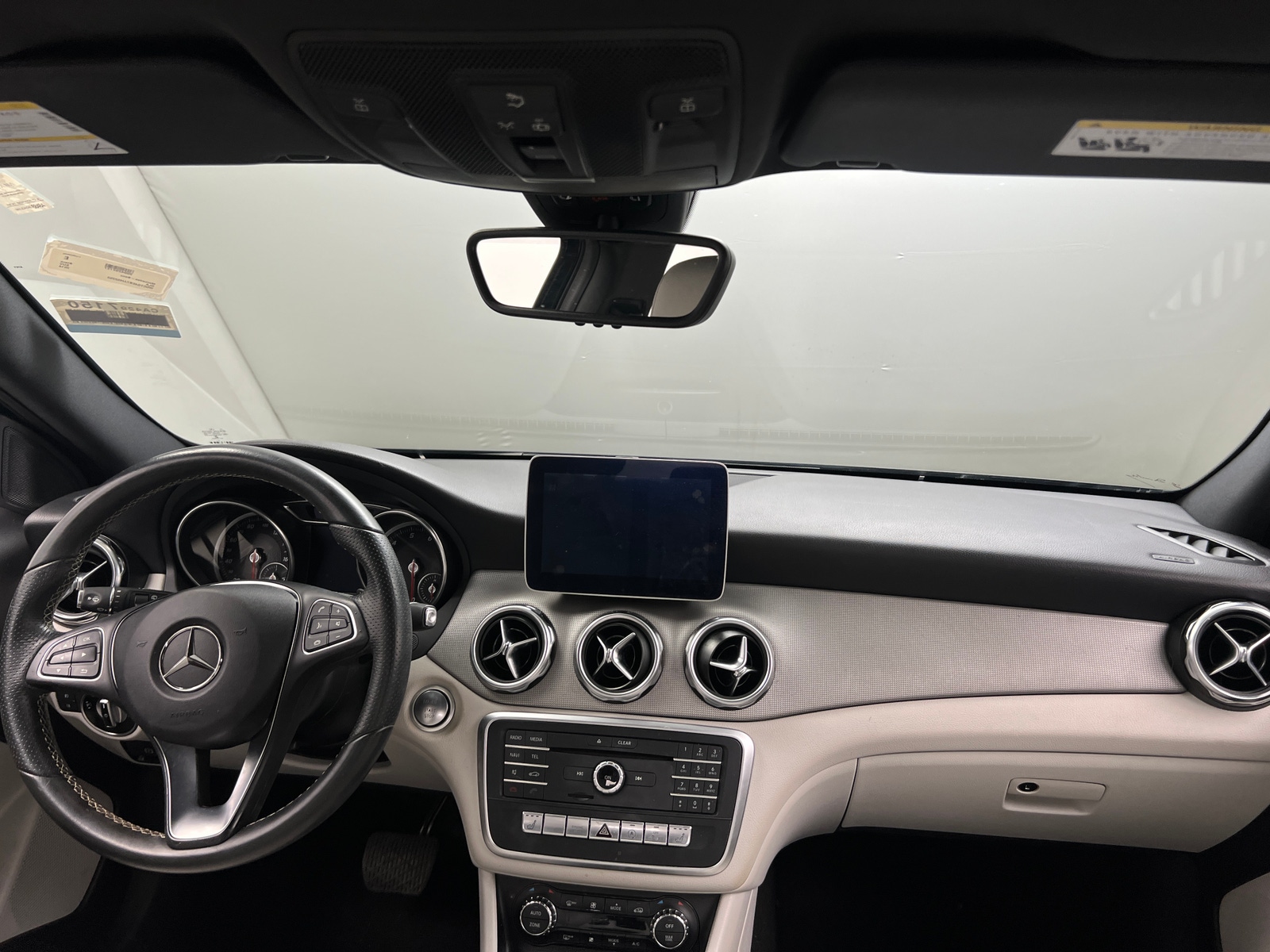 Thumbnail: 2018 Mercedes-Benz GLA - 2