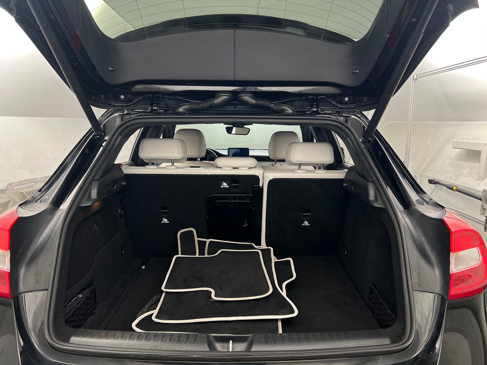 Thumbnail: 2018 Mercedes-Benz GLA - 6