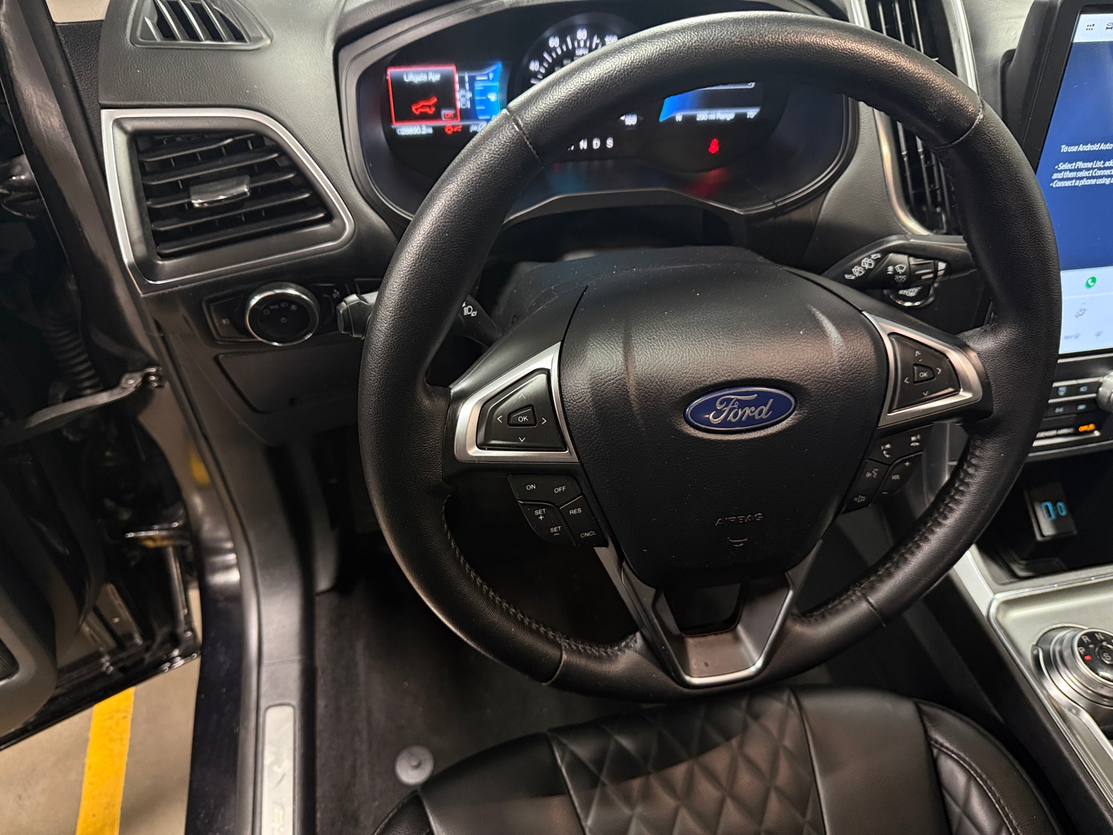 Thumbnail: 2024 Ford Edge - 4