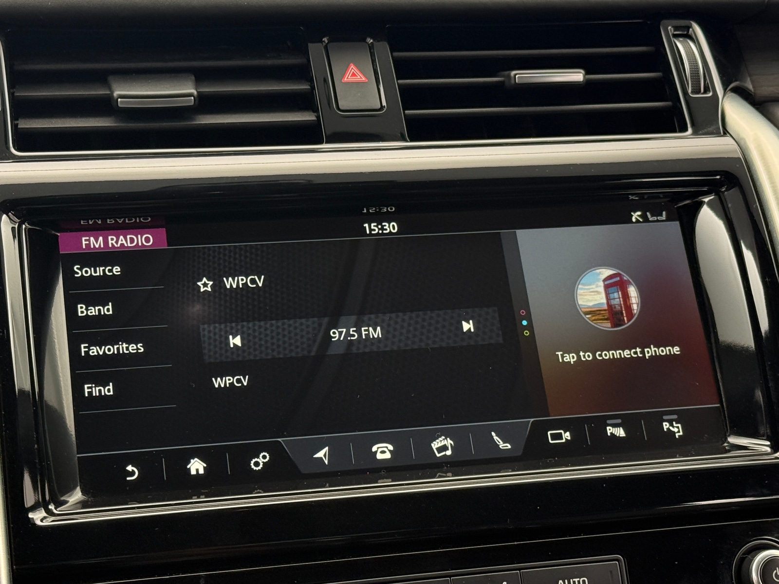 Thumbnail: 2020 Land Rover Discovery - 3