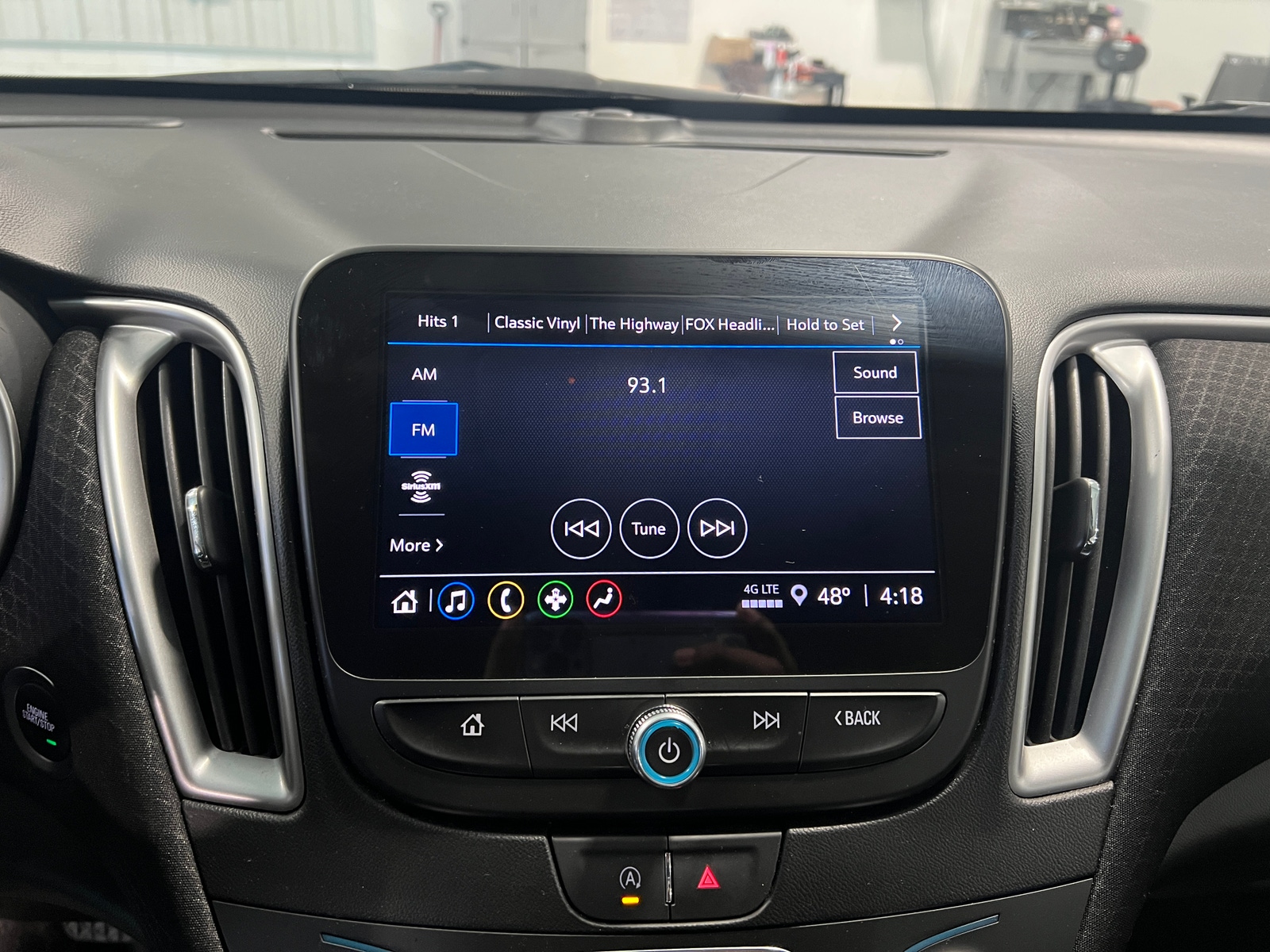 Thumbnail: 2024 Chevrolet Malibu - 4