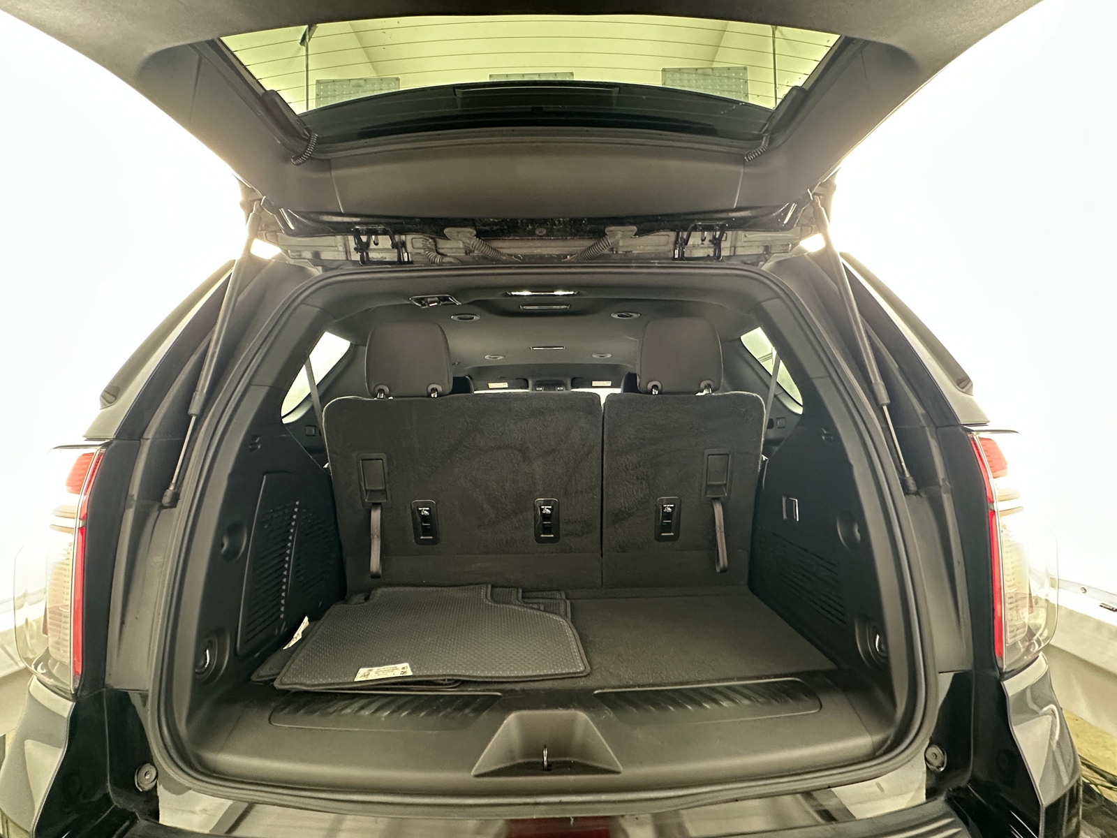 Thumbnail: 2024 Chevrolet Tahoe - 7