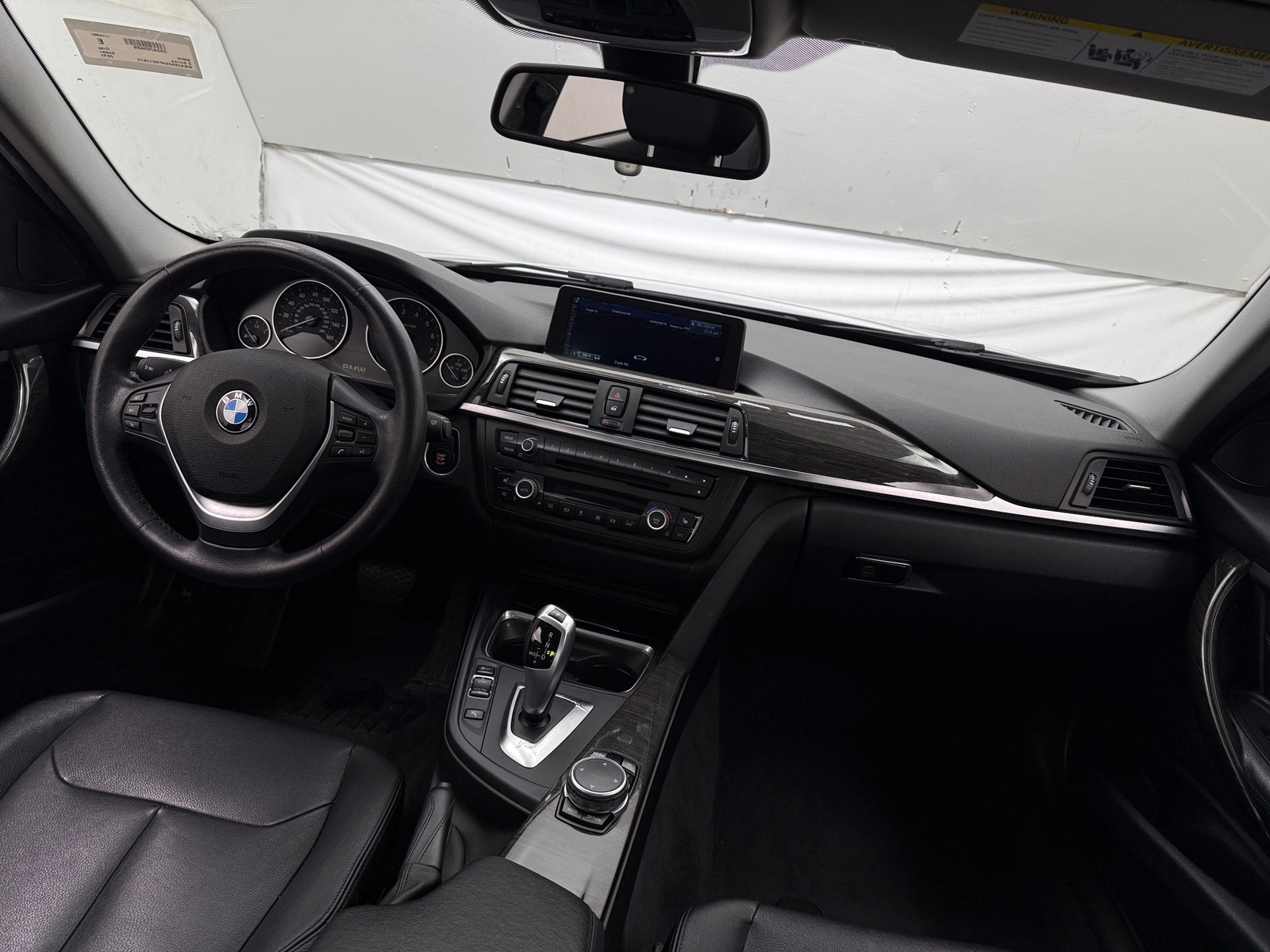 Thumbnail: 2015 BMW 3 Series - 2