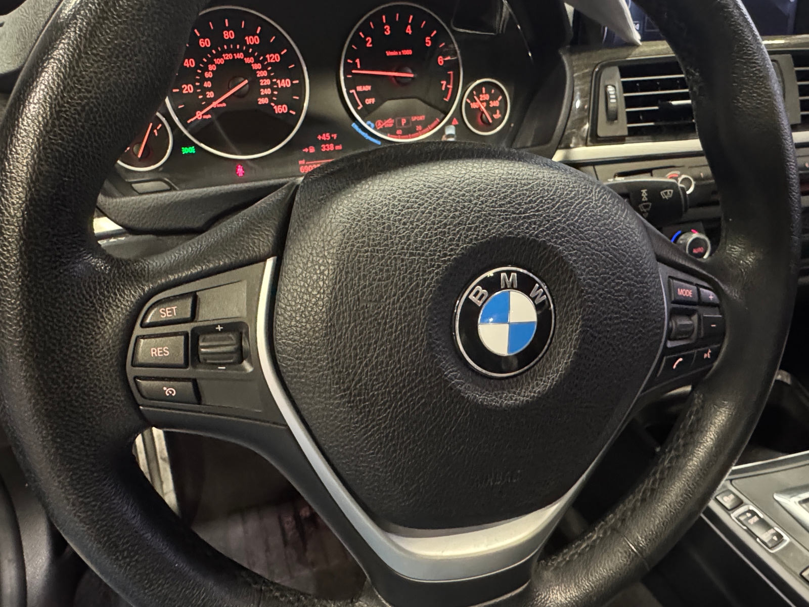 Thumbnail: 2015 BMW 3 Series - 4