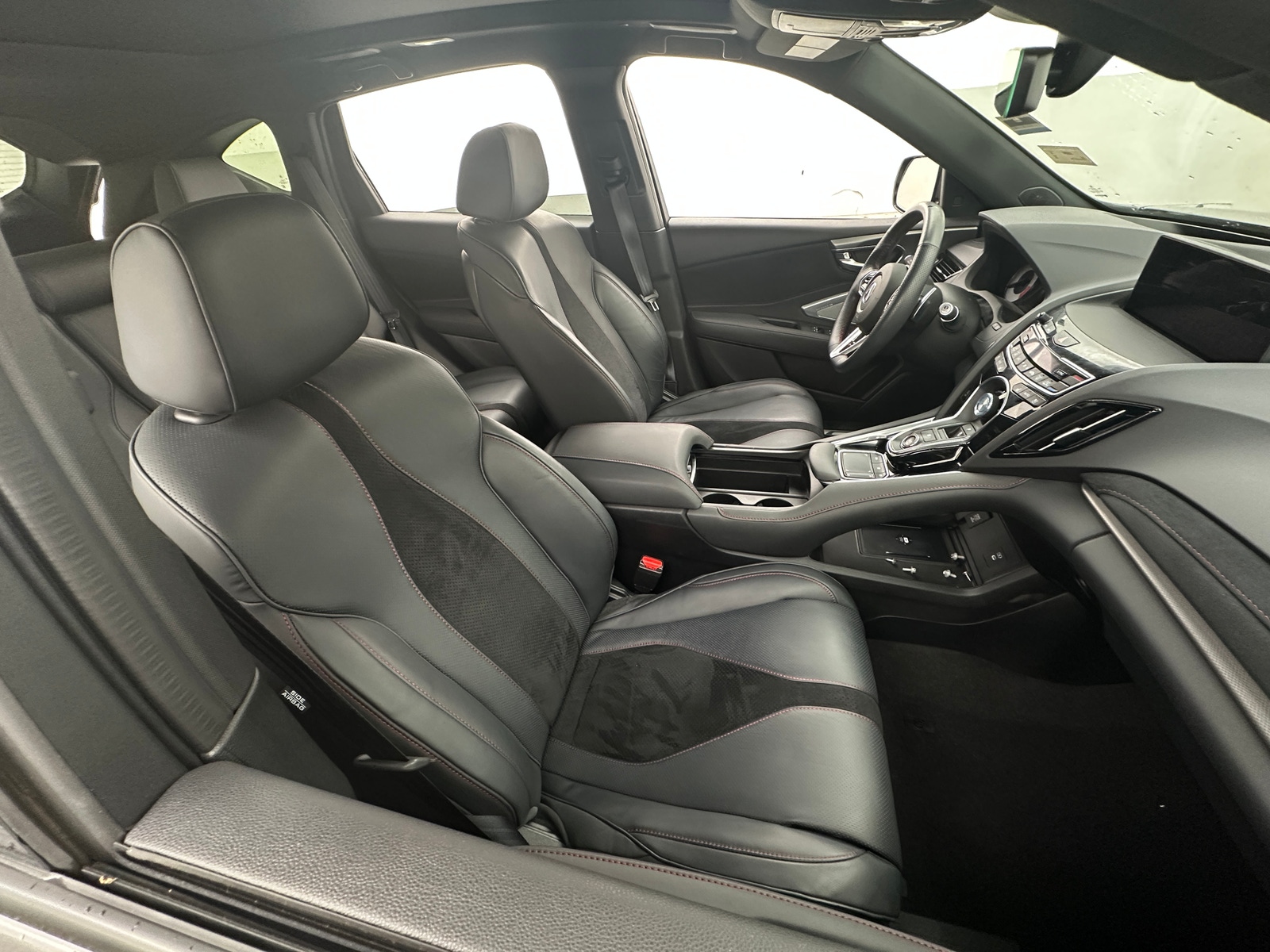 Thumbnail: 2023 Acura RDX - 2