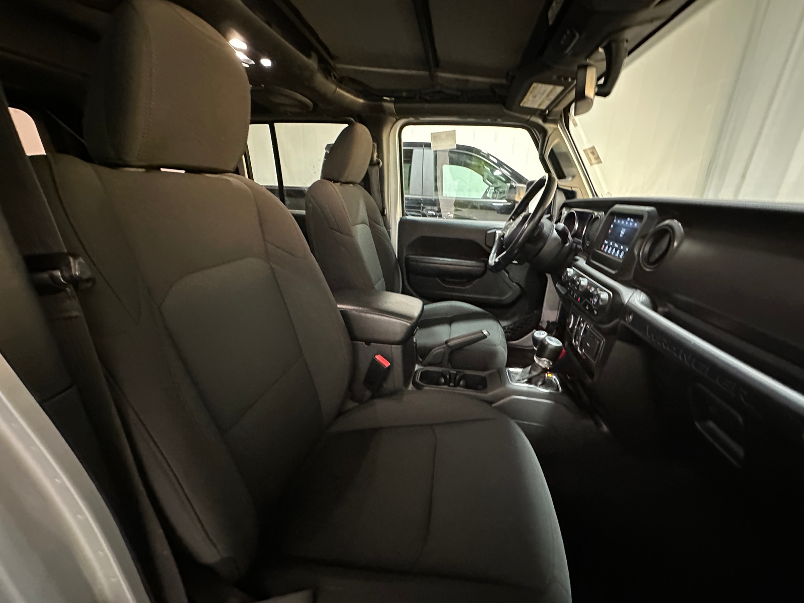 Thumbnail: 2022 Jeep Wrangler - 2