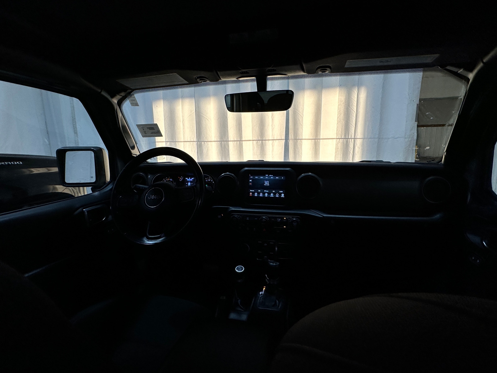 Thumbnail: 2022 Jeep Wrangler - 3