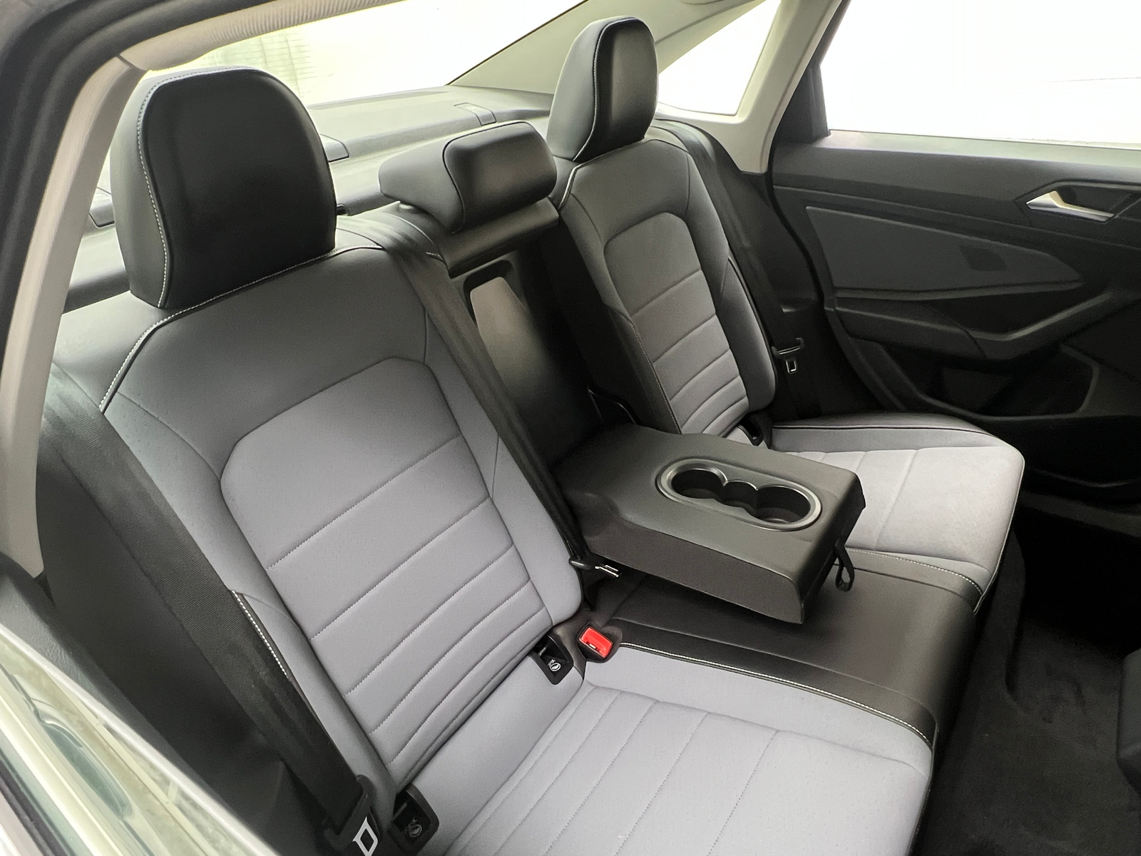 Thumbnail: 2025 Volkswagen Jetta - 5