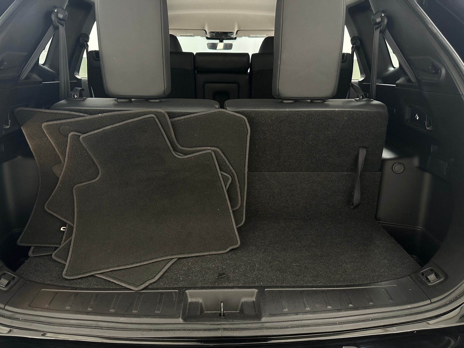 Thumbnail: 2025 Mitsubishi Outlander - 6