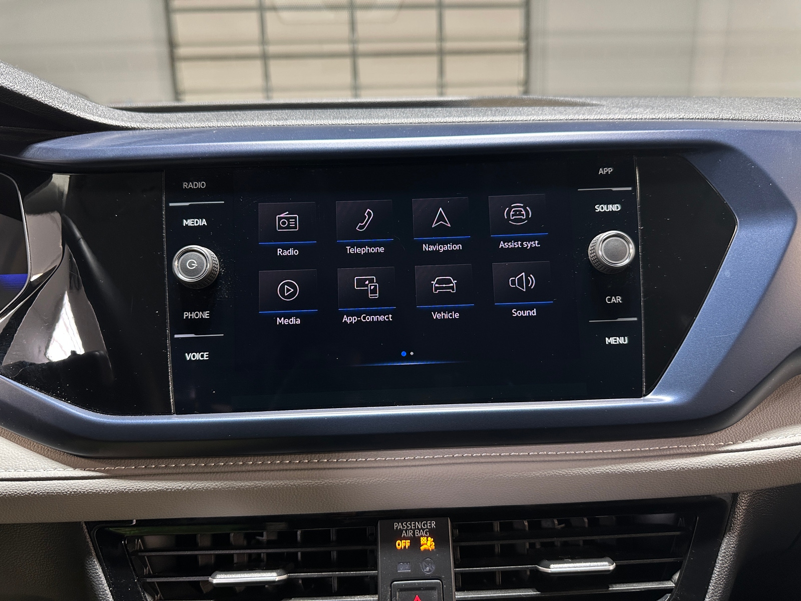 Thumbnail: 2024 Volkswagen Taos - 3