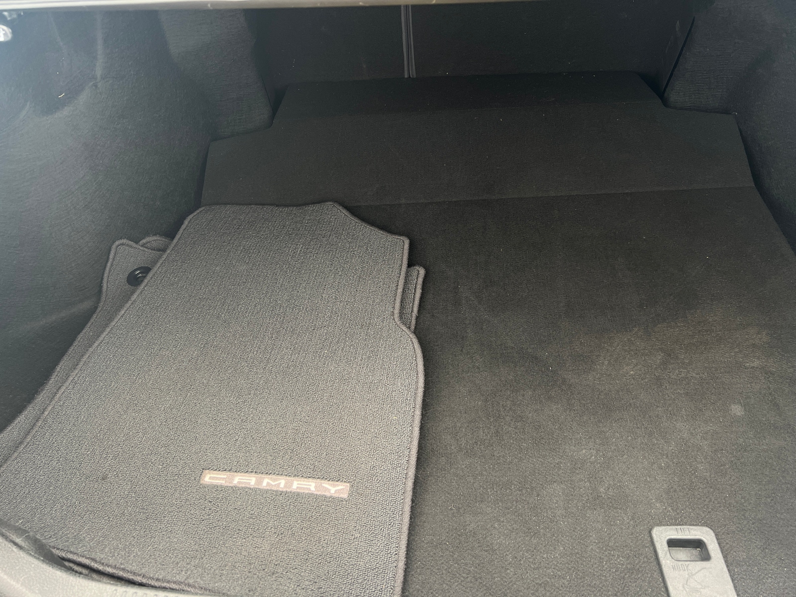 Thumbnail: 2019 Toyota Camry - 6