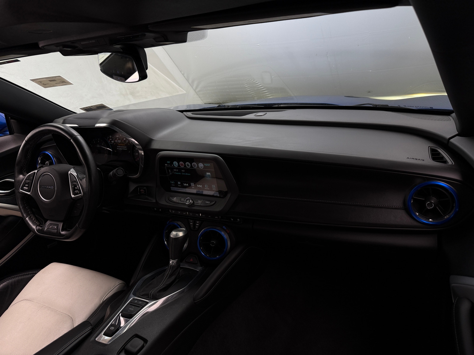 Thumbnail: 2017 Chevrolet Camaro - 2