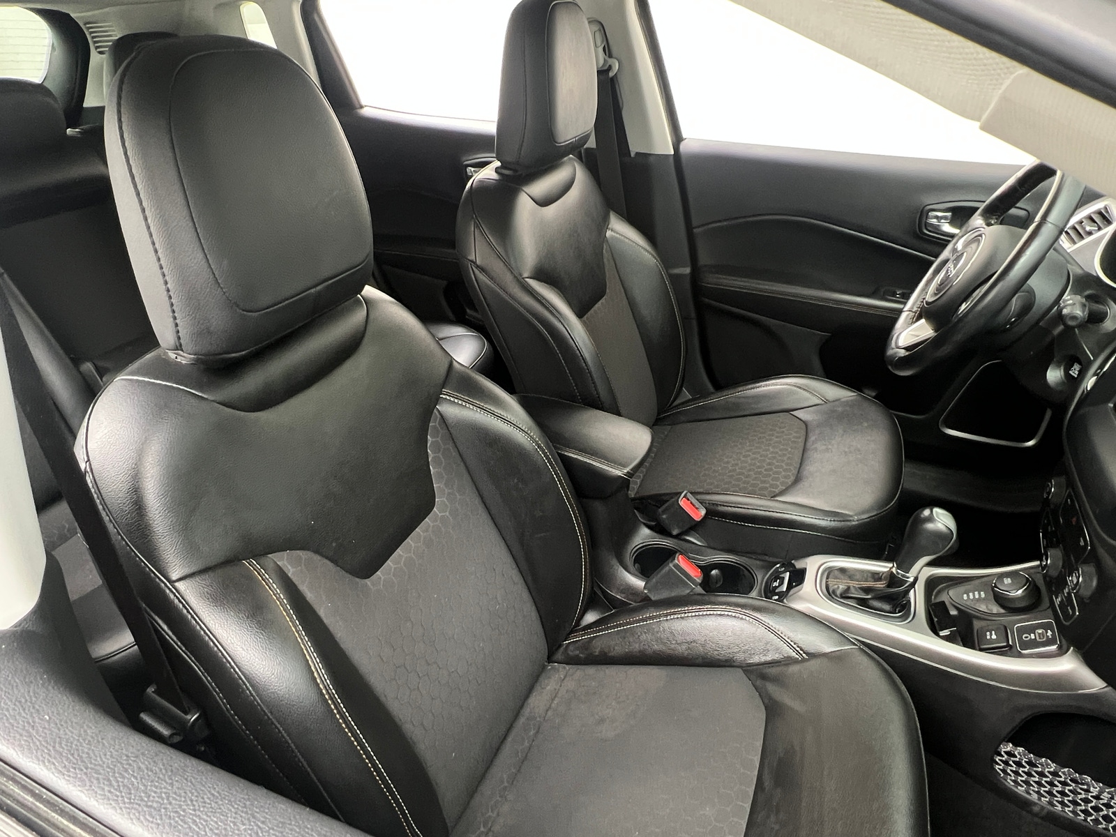 Thumbnail: 2020 Jeep Compass - 2