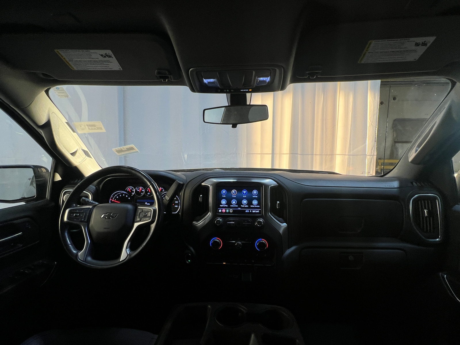 Thumbnail: 2020 Chevrolet Silverado 1500 - 3