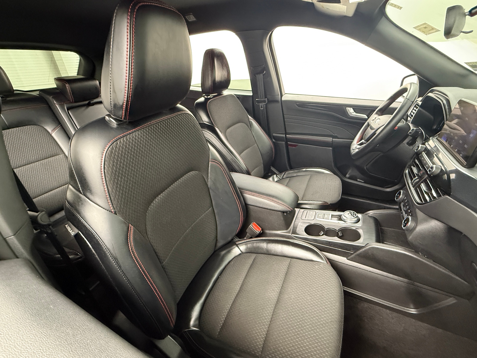 Thumbnail: 2025 Ford Escape - 2