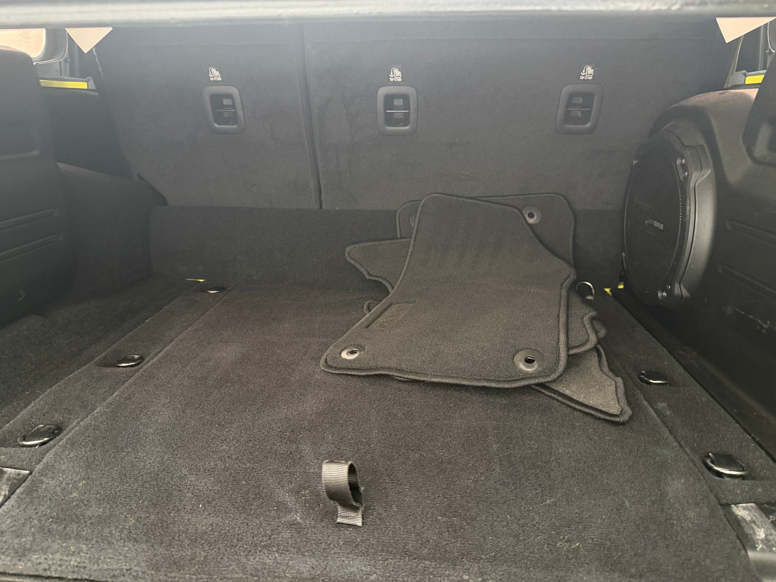 Thumbnail: 2023 Jeep Wrangler - 7