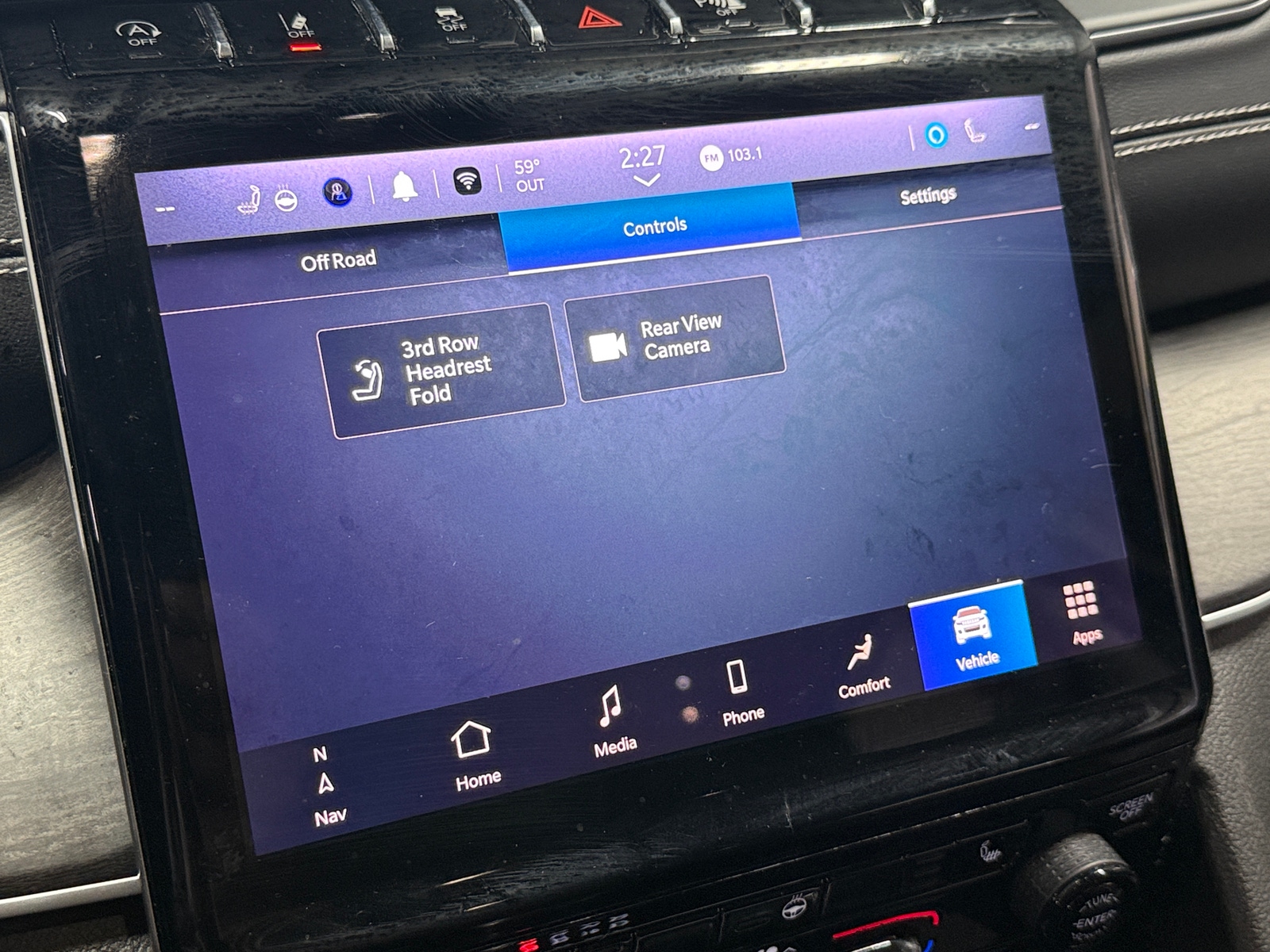 Thumbnail: 2023 Jeep Grand Cherokee L - 3