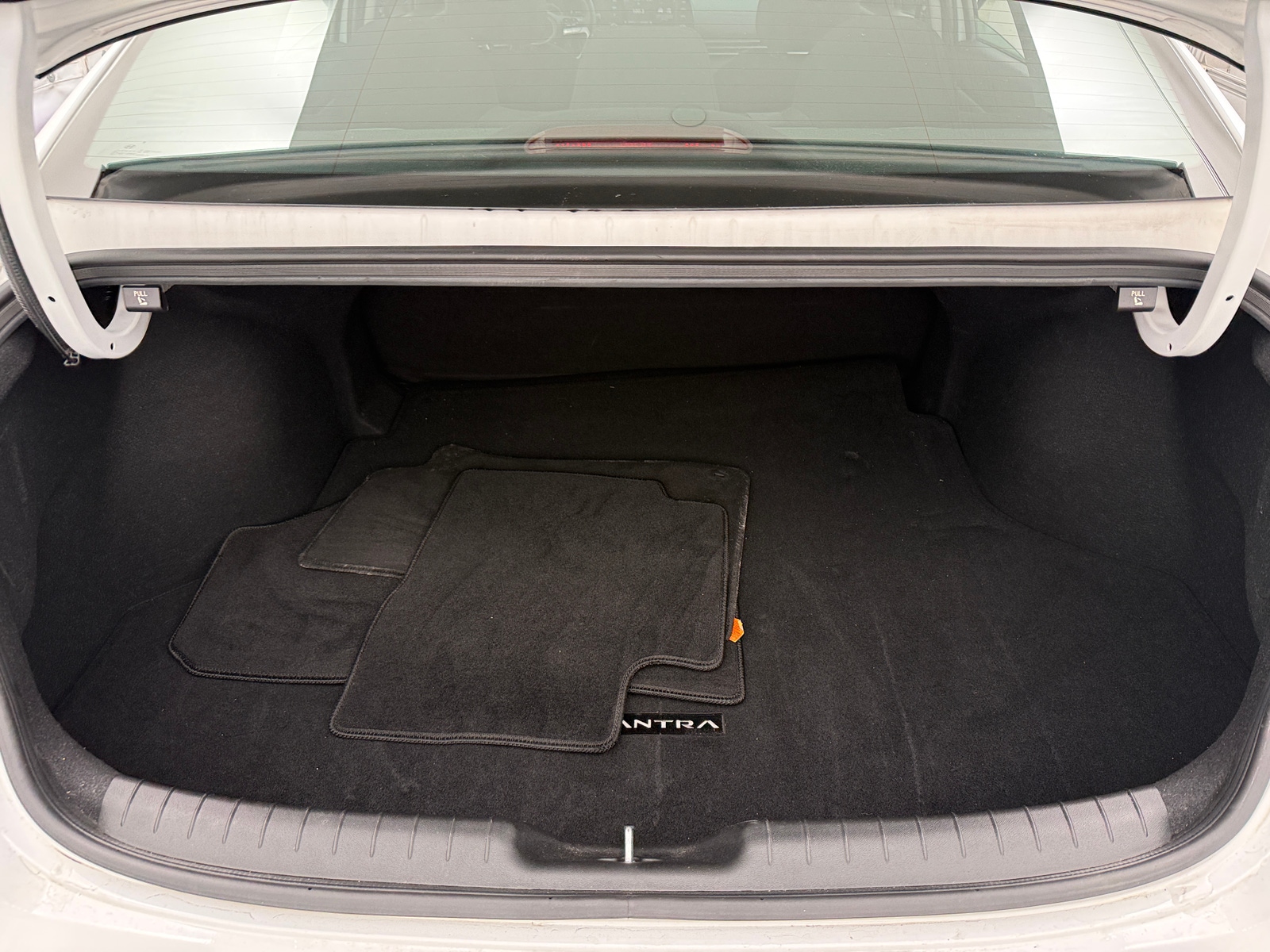 Thumbnail: 2023 Hyundai Elantra - 7