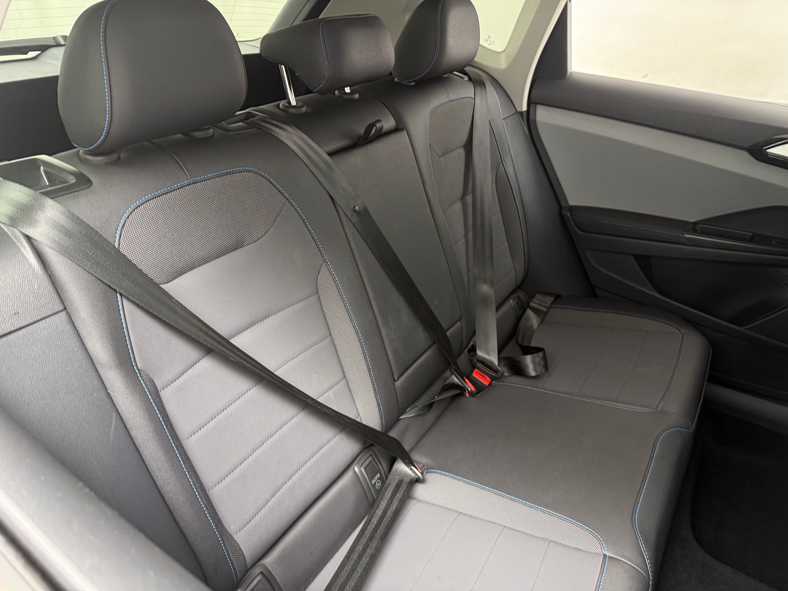 Thumbnail: 2024 Volkswagen Taos - 5