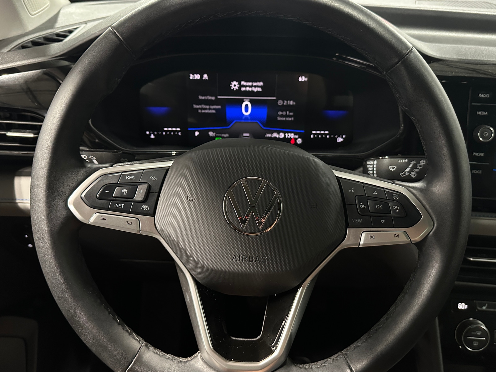 Thumbnail: 2024 Volkswagen Taos - 4