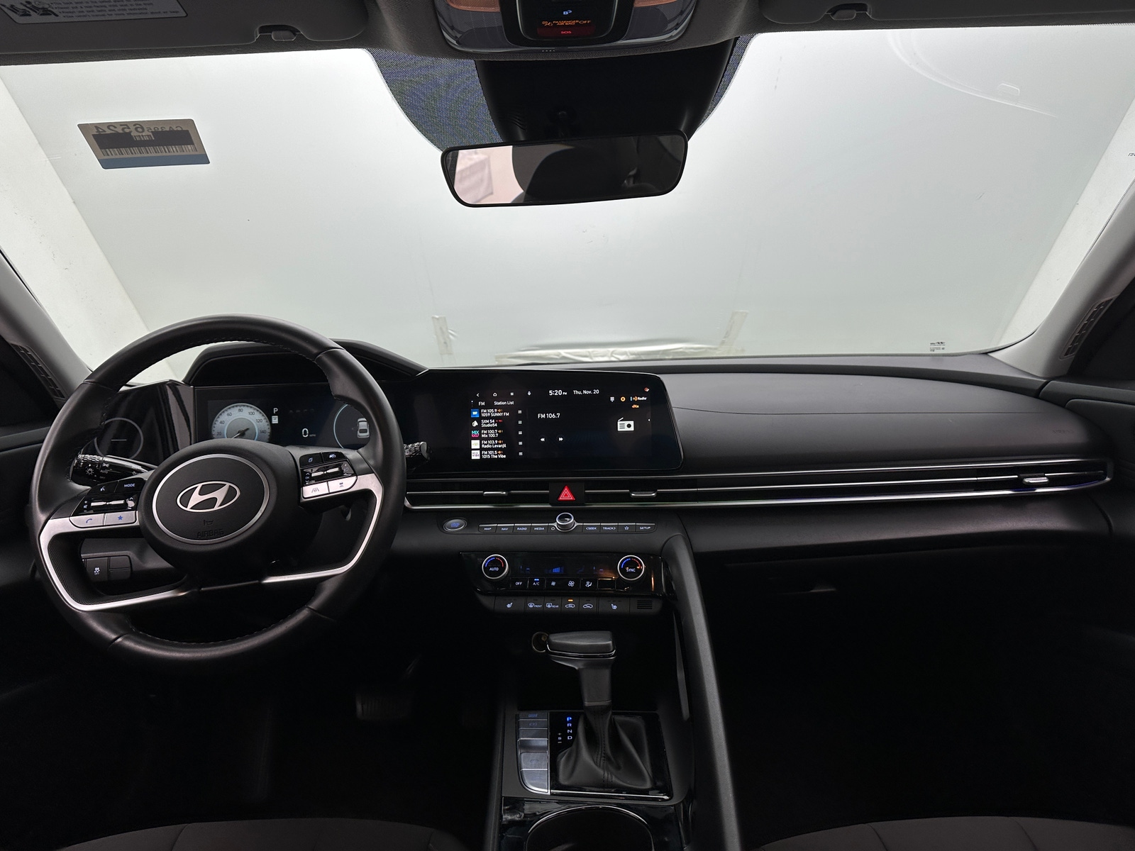 Thumbnail: 2025 Hyundai Elantra - 3