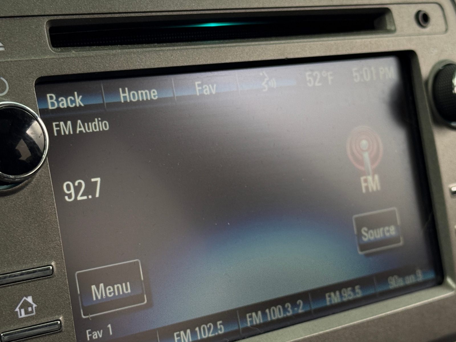 Thumbnail: 2014 Chevrolet Captiva Sport - 3