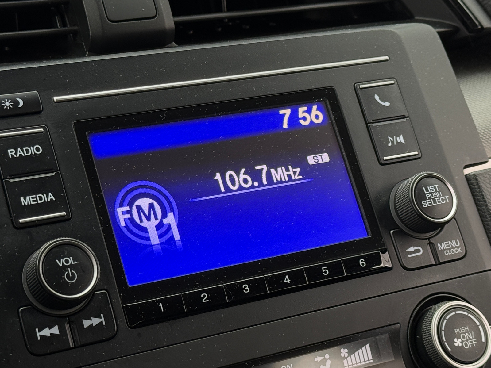 Thumbnail: 2019 Honda Civic - 4