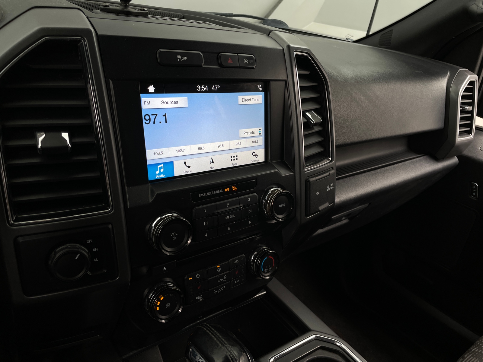 Thumbnail: 2018 Ford Econoline - 4