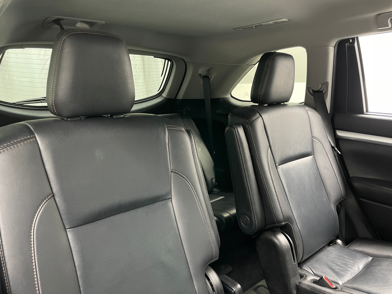 Thumbnail: 2019 Toyota Highlander - 5