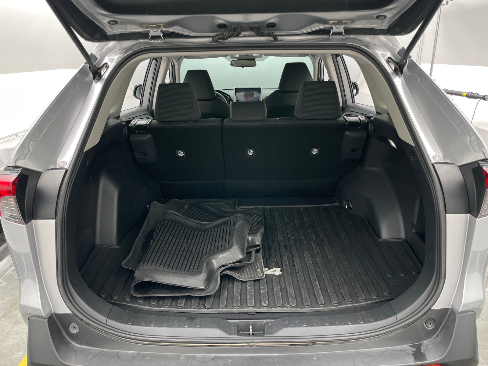 Thumbnail: 2024 Toyota RAV4 - 7