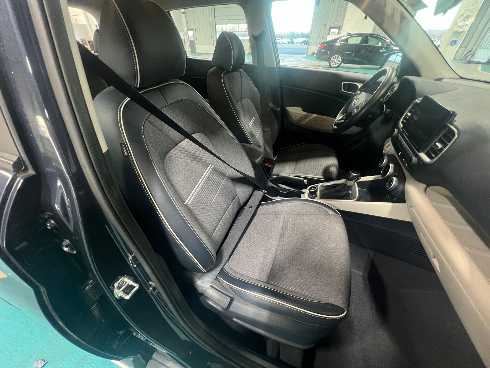 Thumbnail: 2021 Hyundai Venue - 2