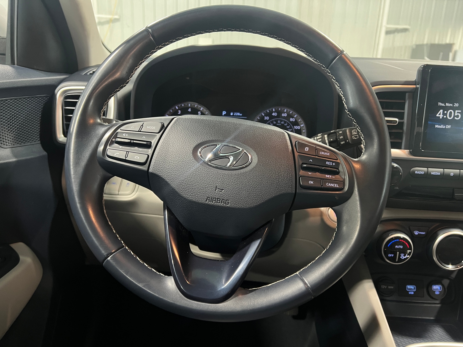 Thumbnail: 2021 Hyundai Venue - 5