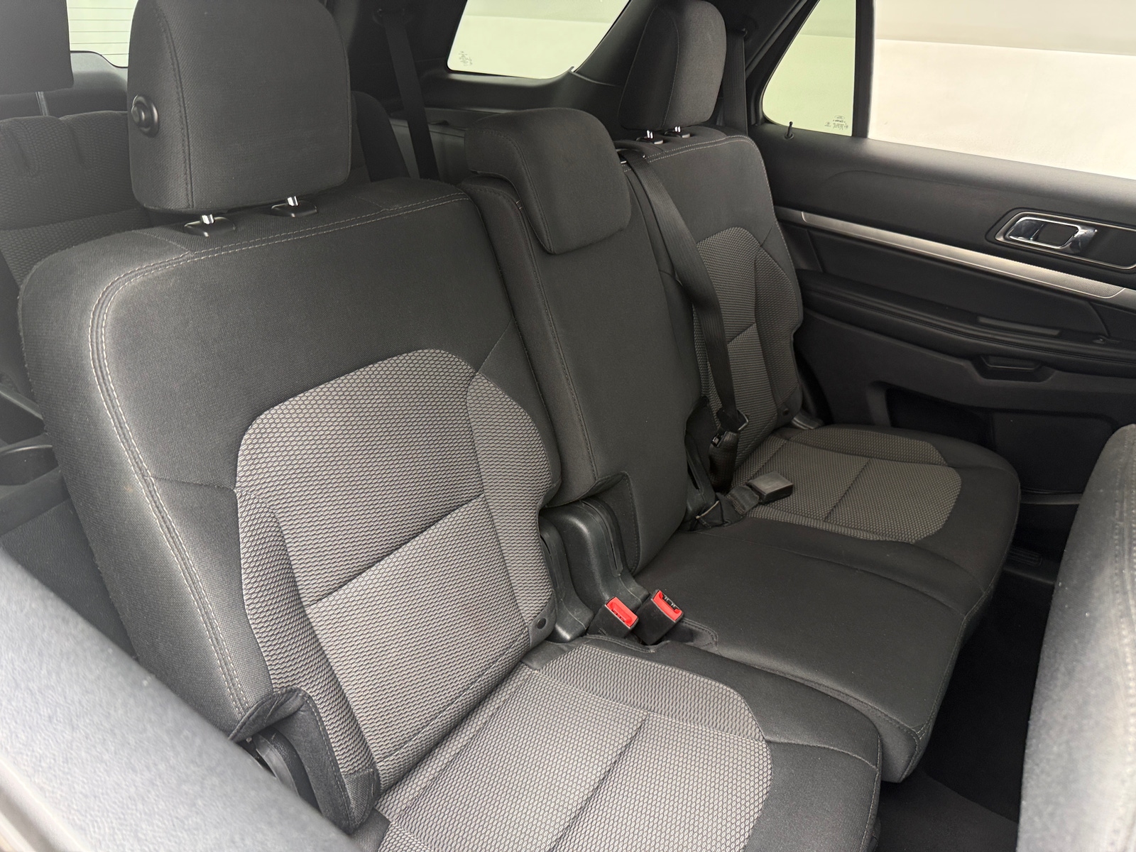 Thumbnail: 2019 Ford Explorer - 6