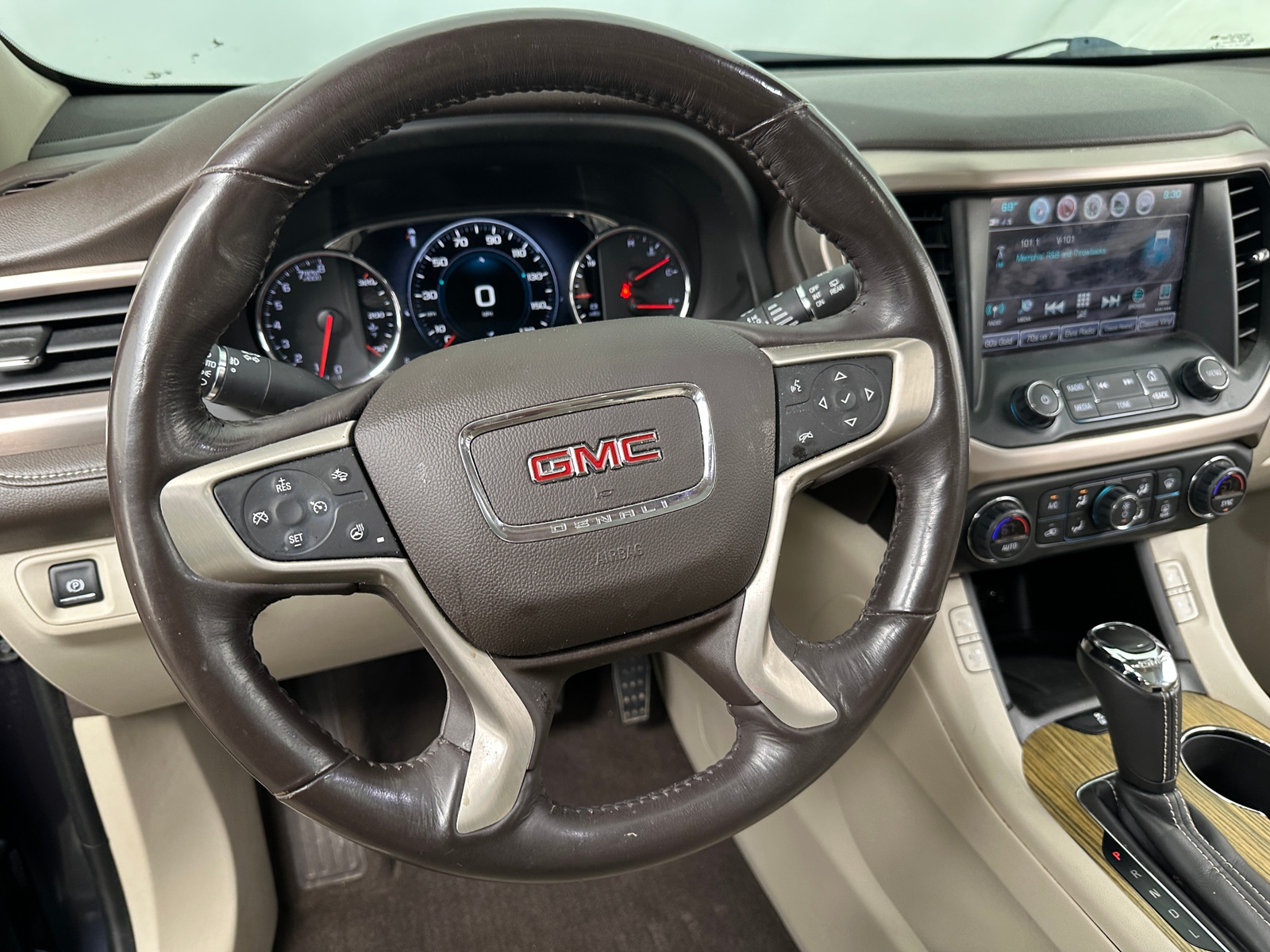 Thumbnail: 2018 GMC Acadia - 4