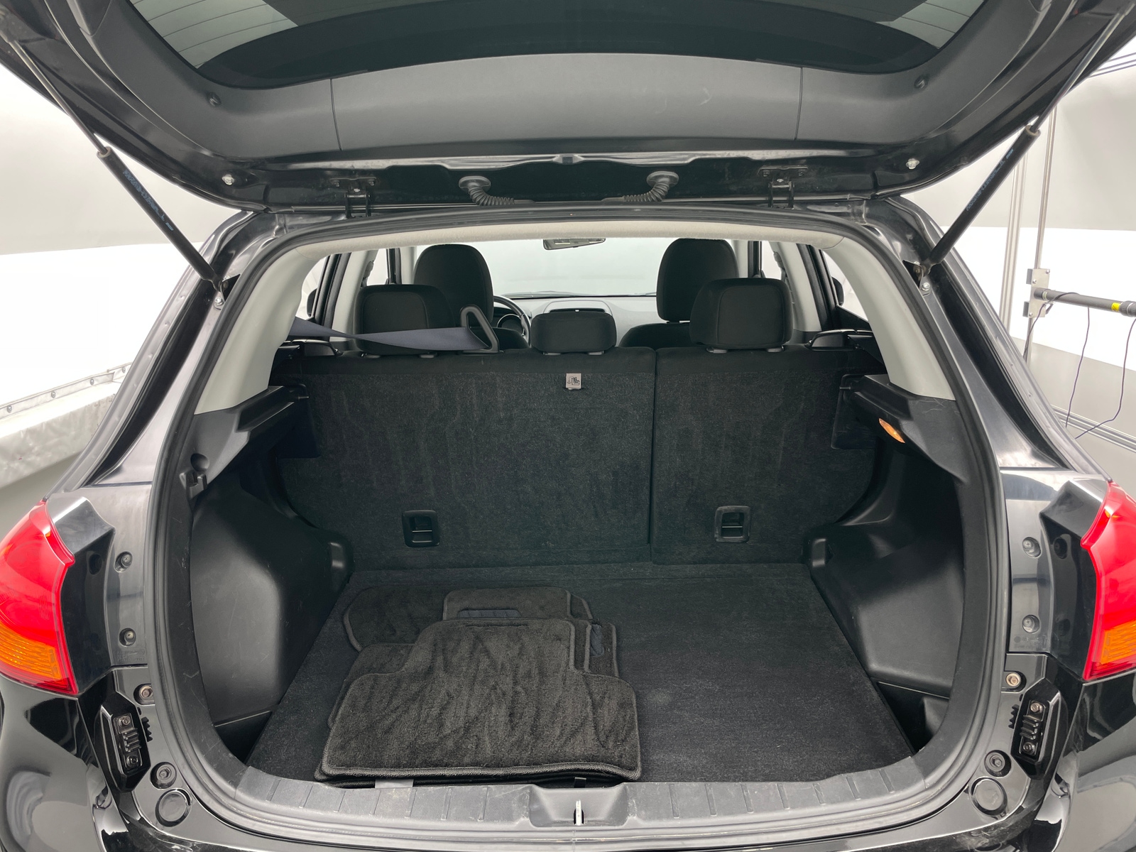 Thumbnail: 2017 Mitsubishi Outlander Sport - 7