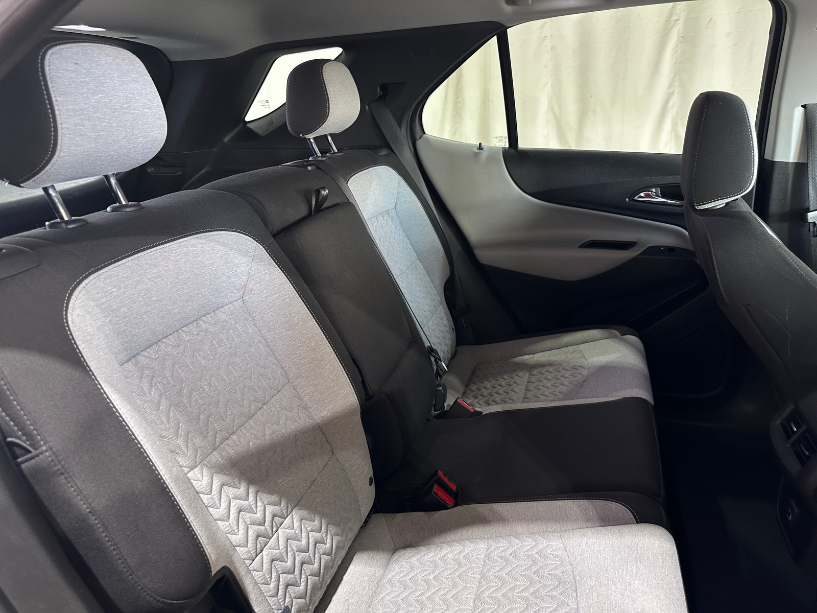 Thumbnail: 2023 Chevrolet Equinox - 6