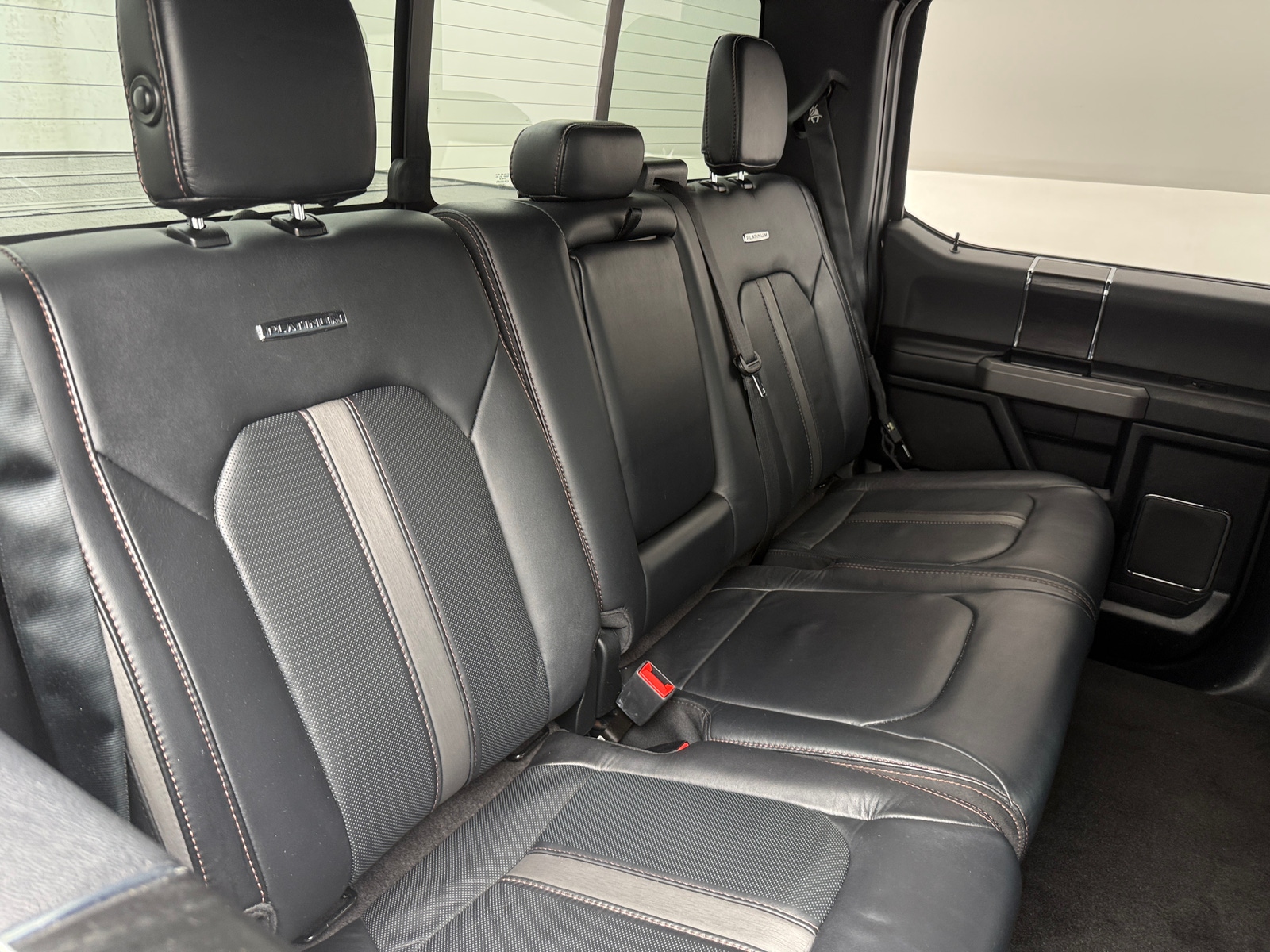 Thumbnail: 2019 Ford Econoline - 6