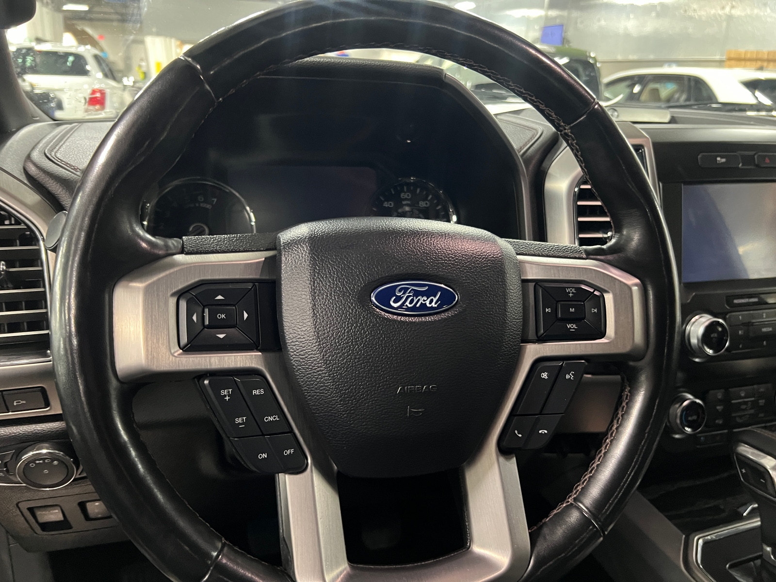 Thumbnail: 2019 Ford Econoline - 5