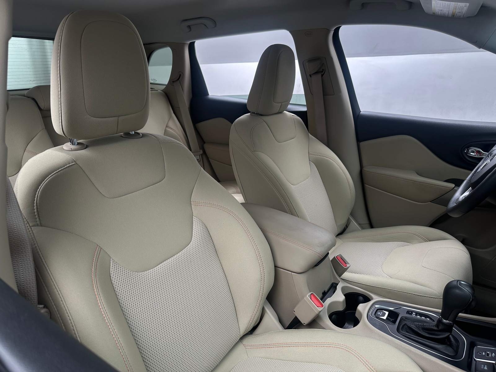 Thumbnail: 2019 Jeep Cherokee - 2