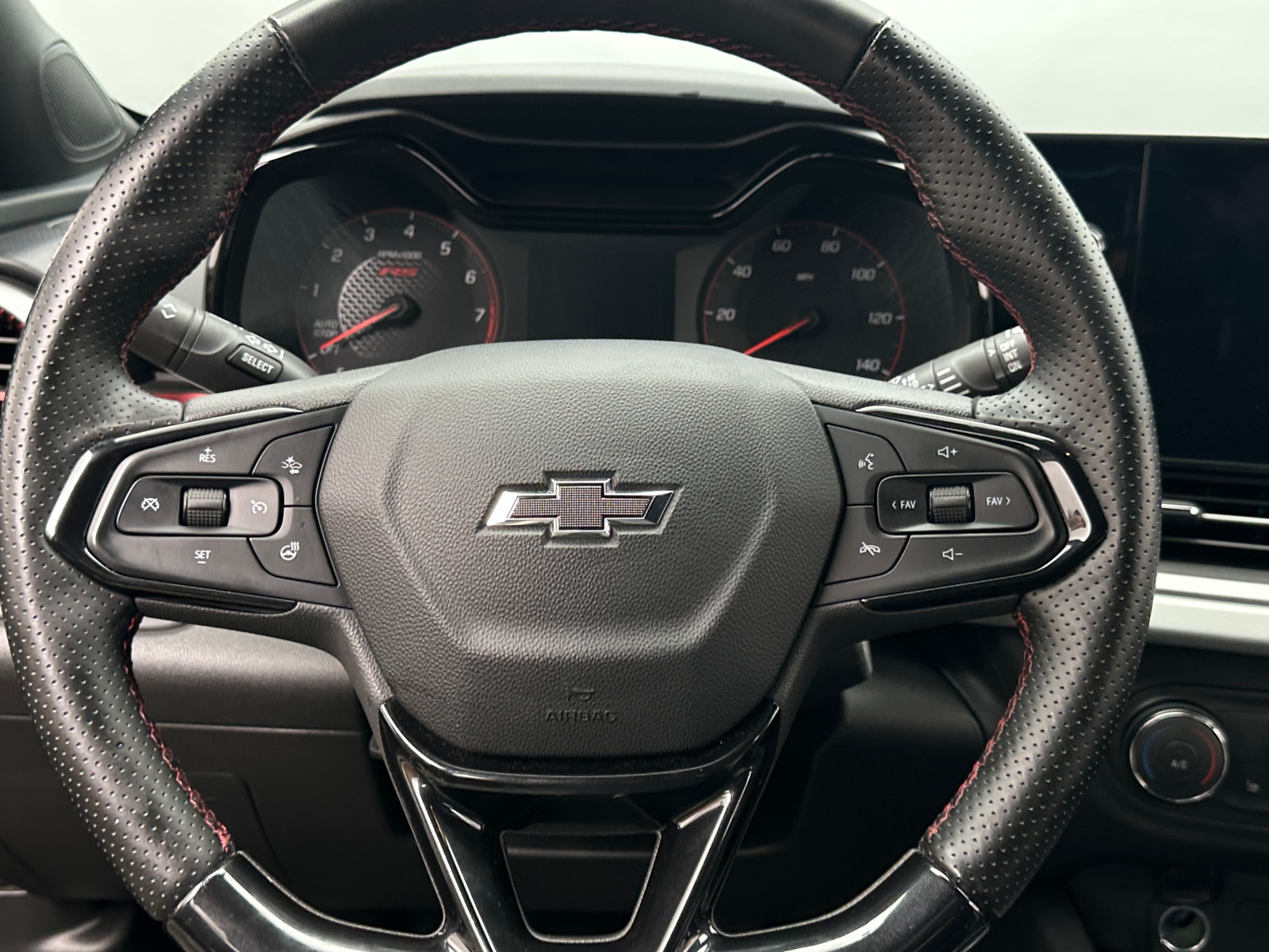 Thumbnail: 2024 Chevrolet Trax - 5