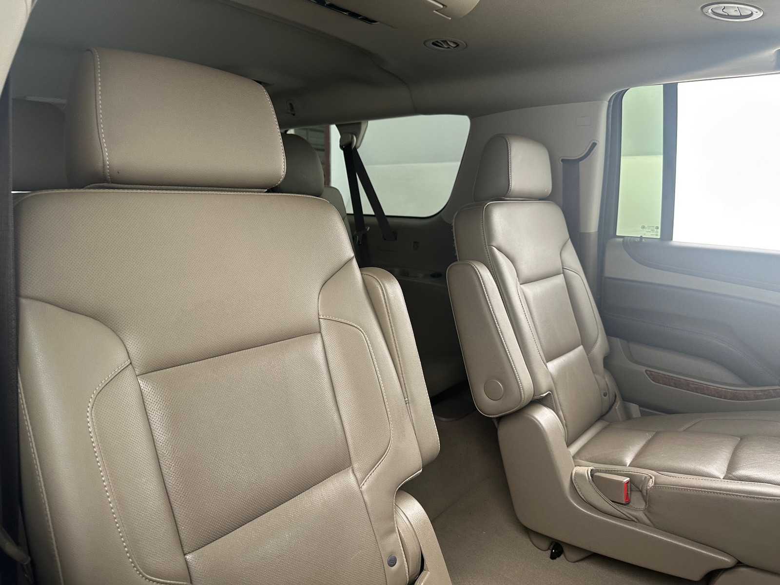 Thumbnail: 2019 Chevrolet Suburban - 5