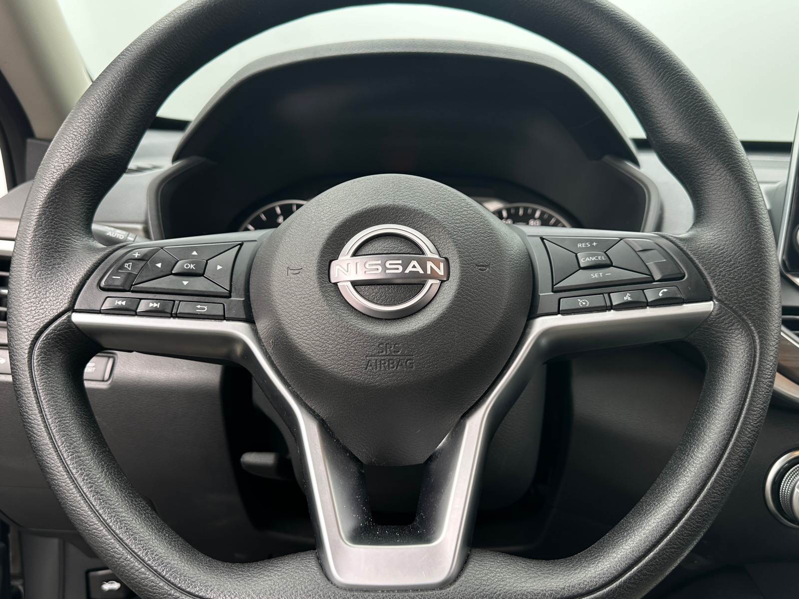 Thumbnail: 2024 Nissan Altima - 5